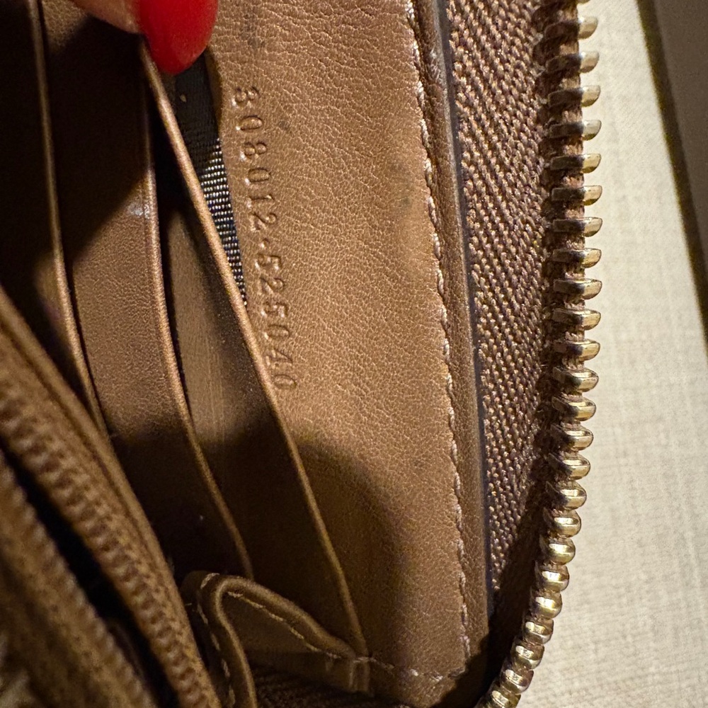 Gucci Monogram Brown and Cream Wallet - Picture 8 of 9